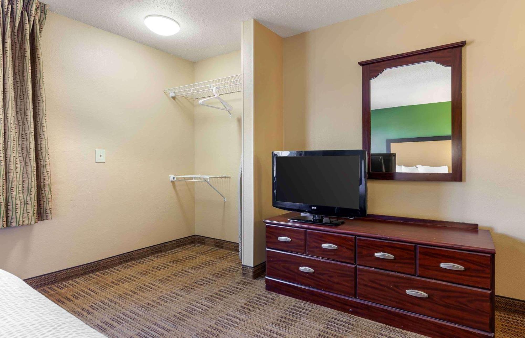Extended Stay America Suites - Madison - Junction Court Мидлтон Экстерьер фото