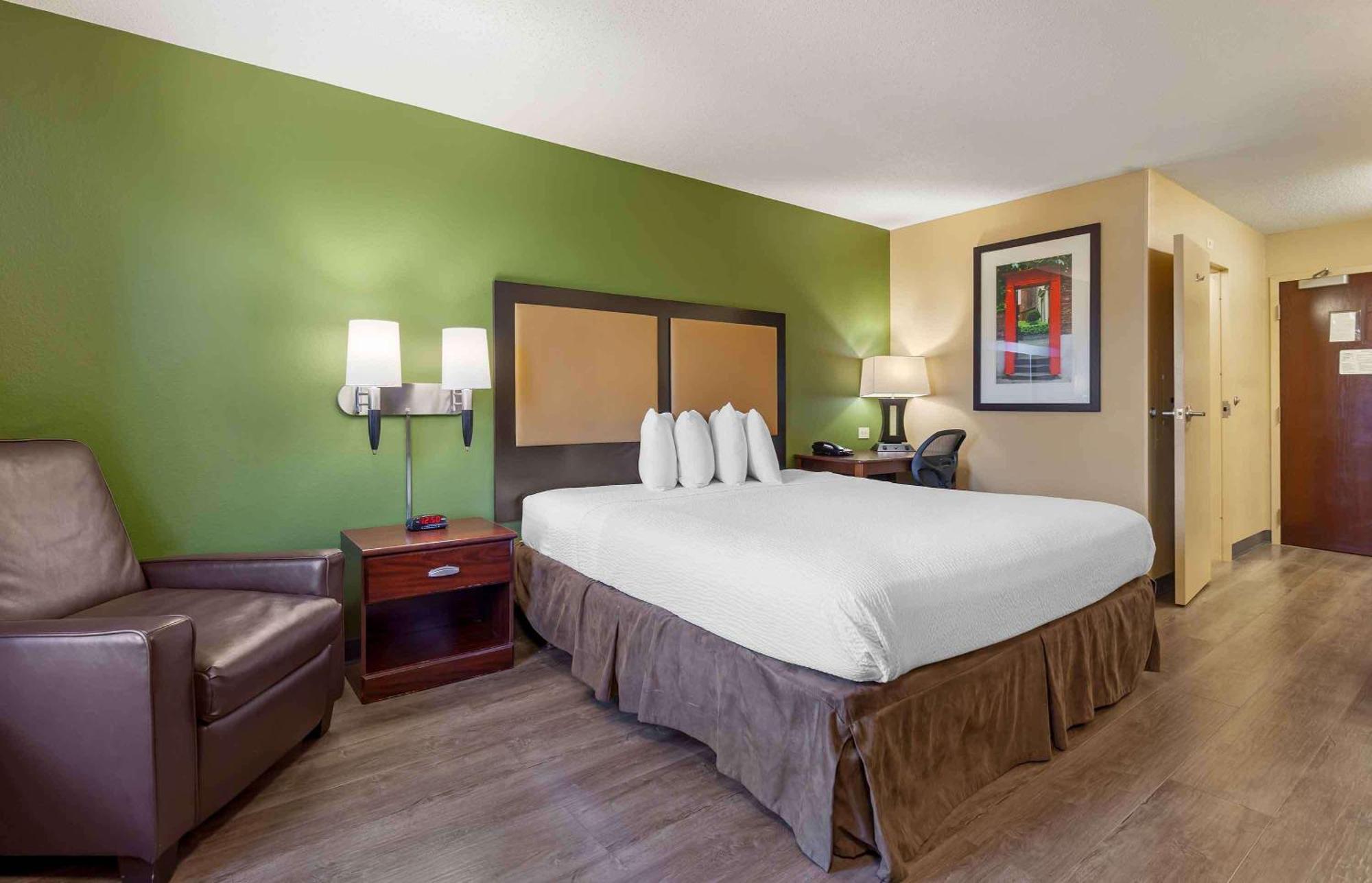 Extended Stay America Suites - Madison - Junction Court Мидлтон Экстерьер фото