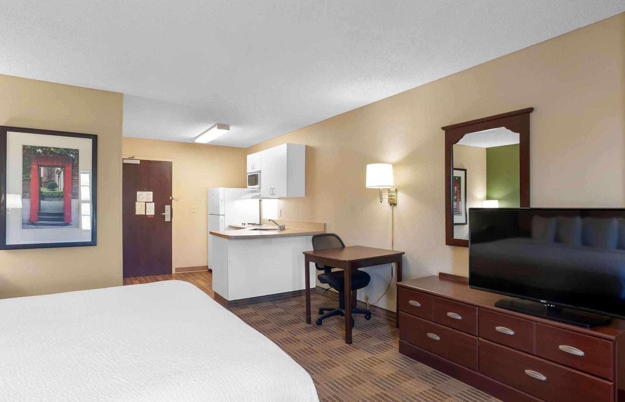 Extended Stay America Suites - Madison - Junction Court Мидлтон Экстерьер фото