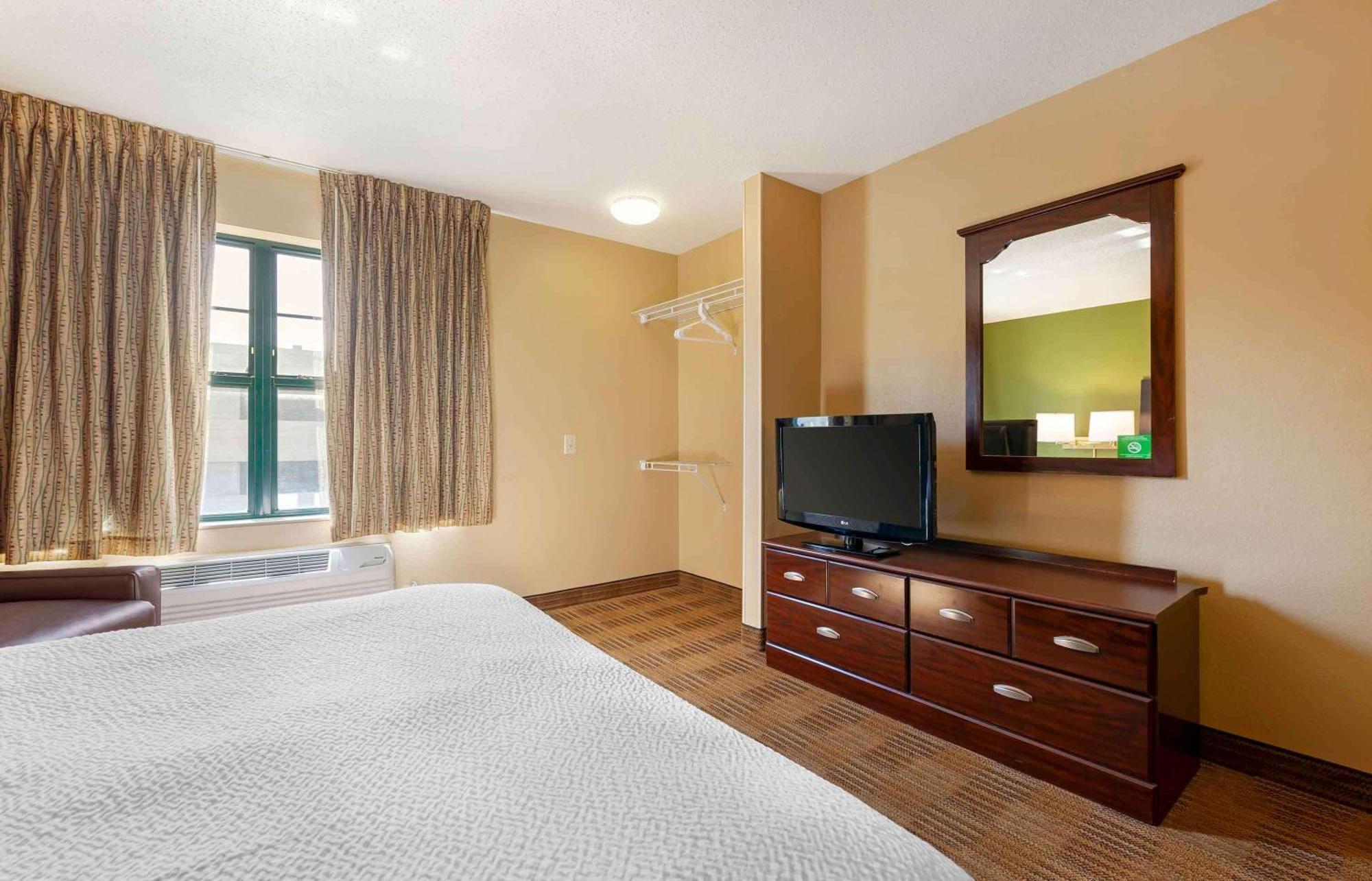 Extended Stay America Suites - Madison - Junction Court Мидлтон Экстерьер фото