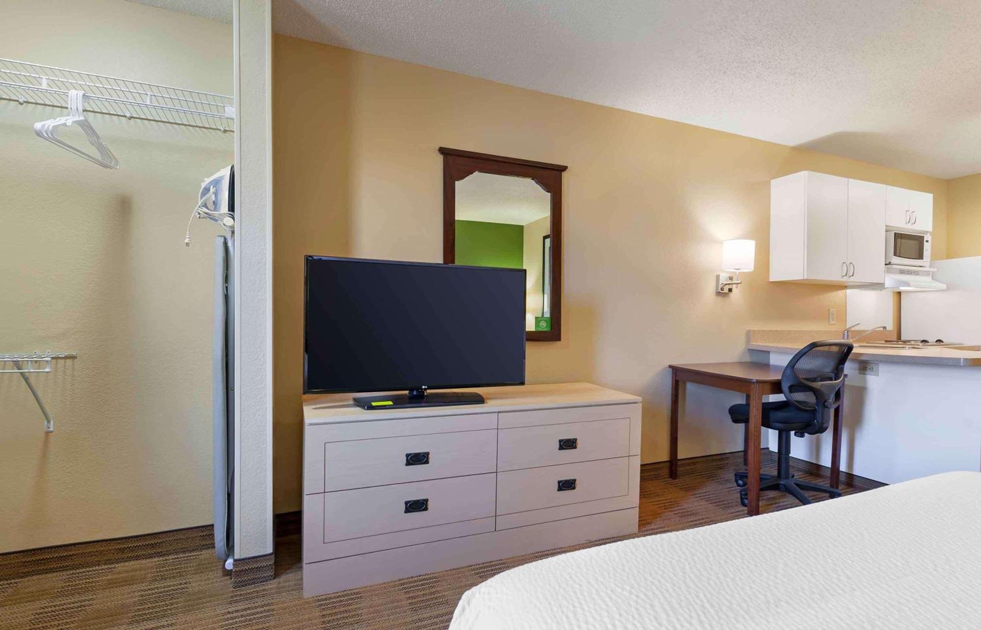 Extended Stay America Suites - Madison - Junction Court Мидлтон Экстерьер фото